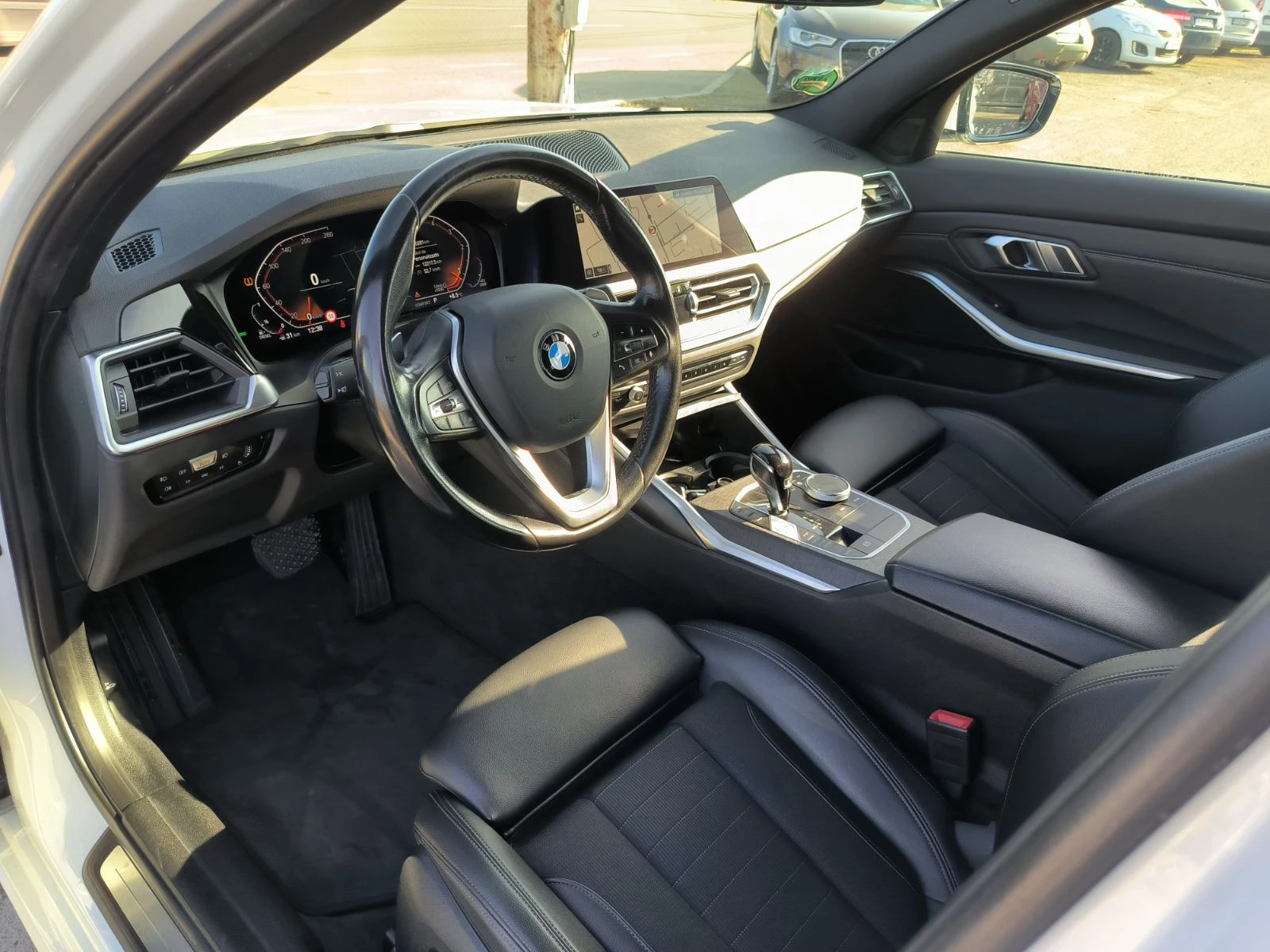 BMW 320 2.0d-X drive-360kameri-Keyless-Euro-6D | Mobile.bg � ����������� 13
