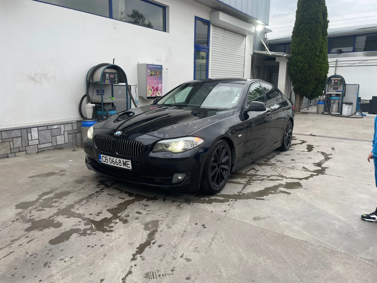 BMW 523 3.0 бензин 204к.с 