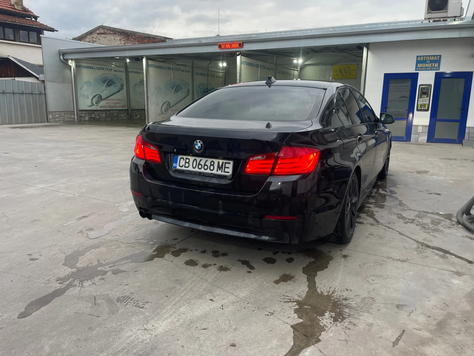 BMW 523 3.0 бензин 204к.с , снимка 2 - Автомобили и джипове - 53992138