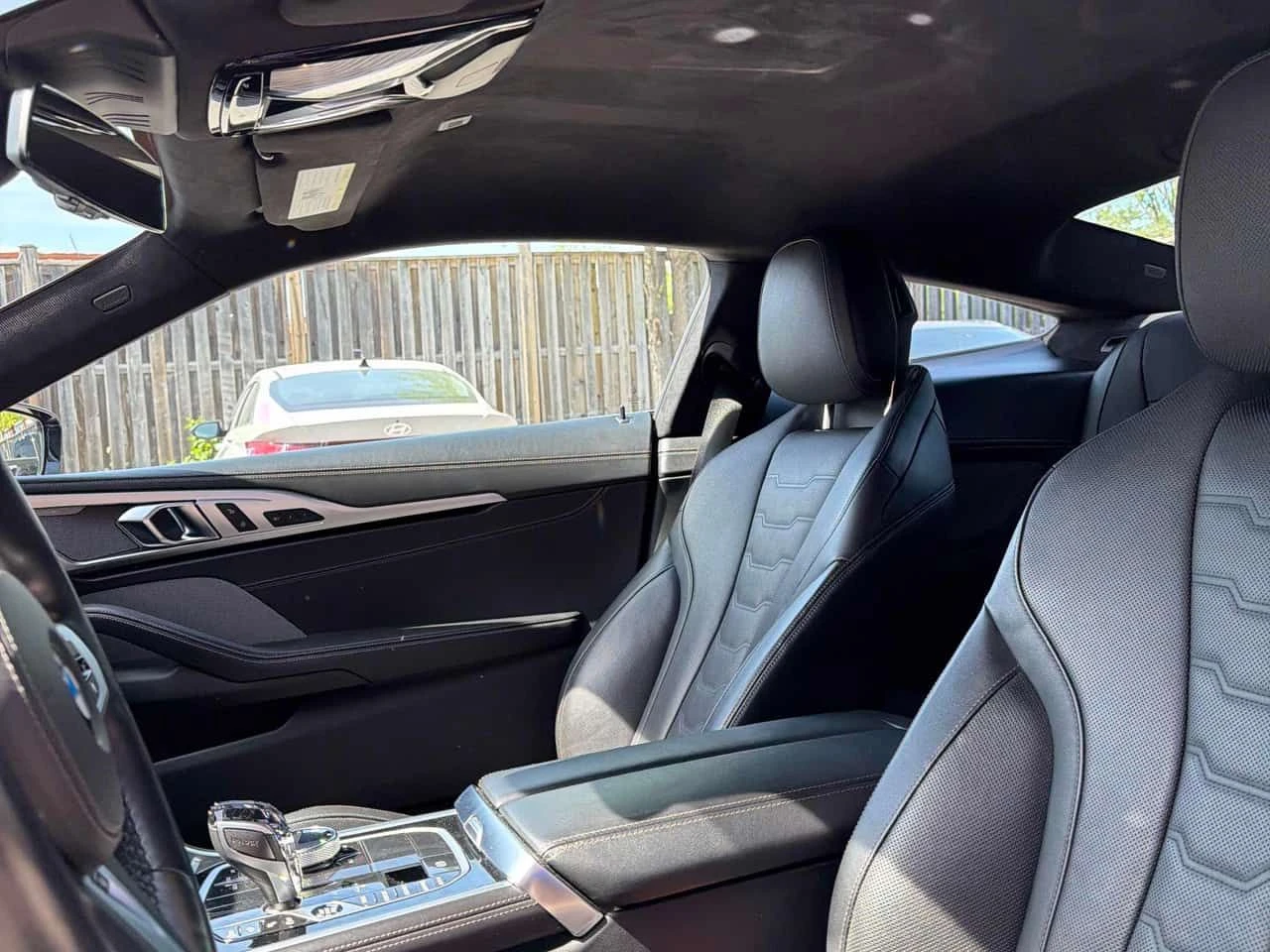 BMW 850 * xDrive * ДИСТРОНИК * HUD * 360 * ОБДУХВАНЕ, снимка 14 - Автомобили и джипове - 54756137