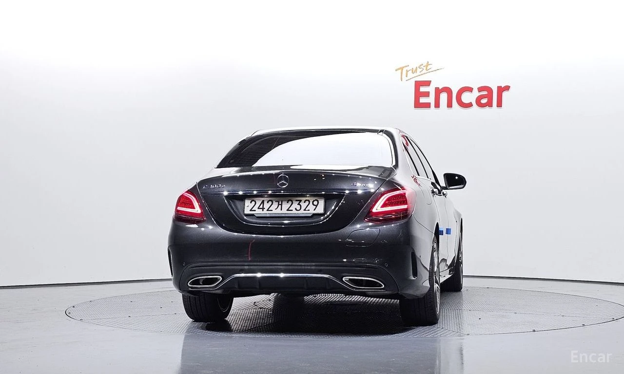 Mercedes-Benz C 300 HYBRID* AMG* LINE* 4MATIC* LANE* ASSIST* 360КАМЕРА, снимка 4 - Автомобили и джипове - 54941384