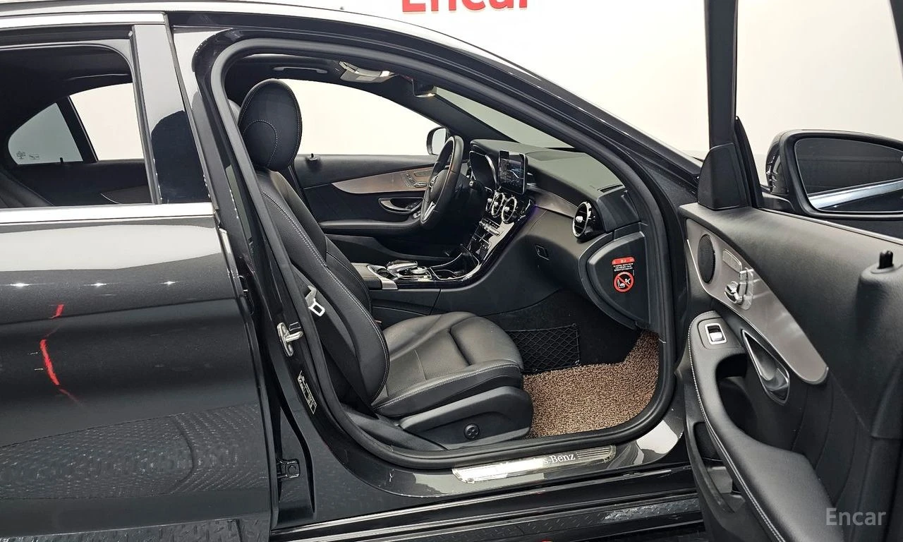 Mercedes-Benz C 300 HYBRID* AMG* LINE* 4MATIC* LANE* ASSIST* 360КАМЕРА, снимка 12 - Автомобили и джипове - 54941384