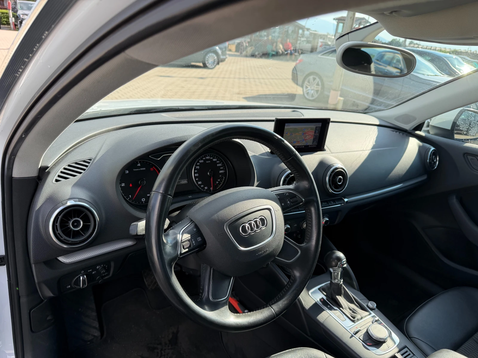 Audi A3 SPORTBACK 1.6TDI AVTOMAT/NAVI/KOJA EURO 5, снимка 13 - Автомобили и джипове - 55043314