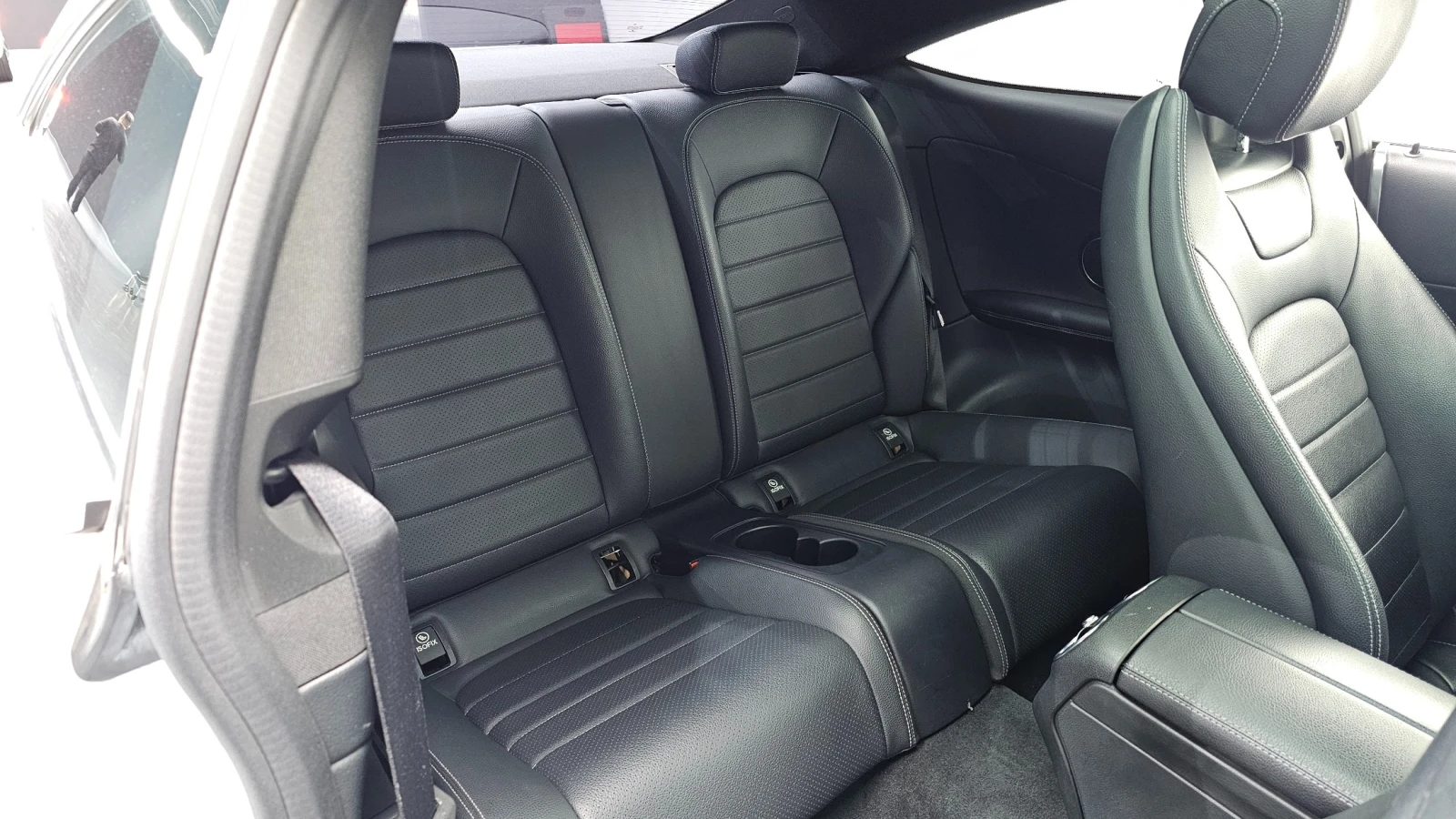 Mercedes-Benz C 200 2.0 Coupe , снимка 8 - Автомобили и джипове - 55133943