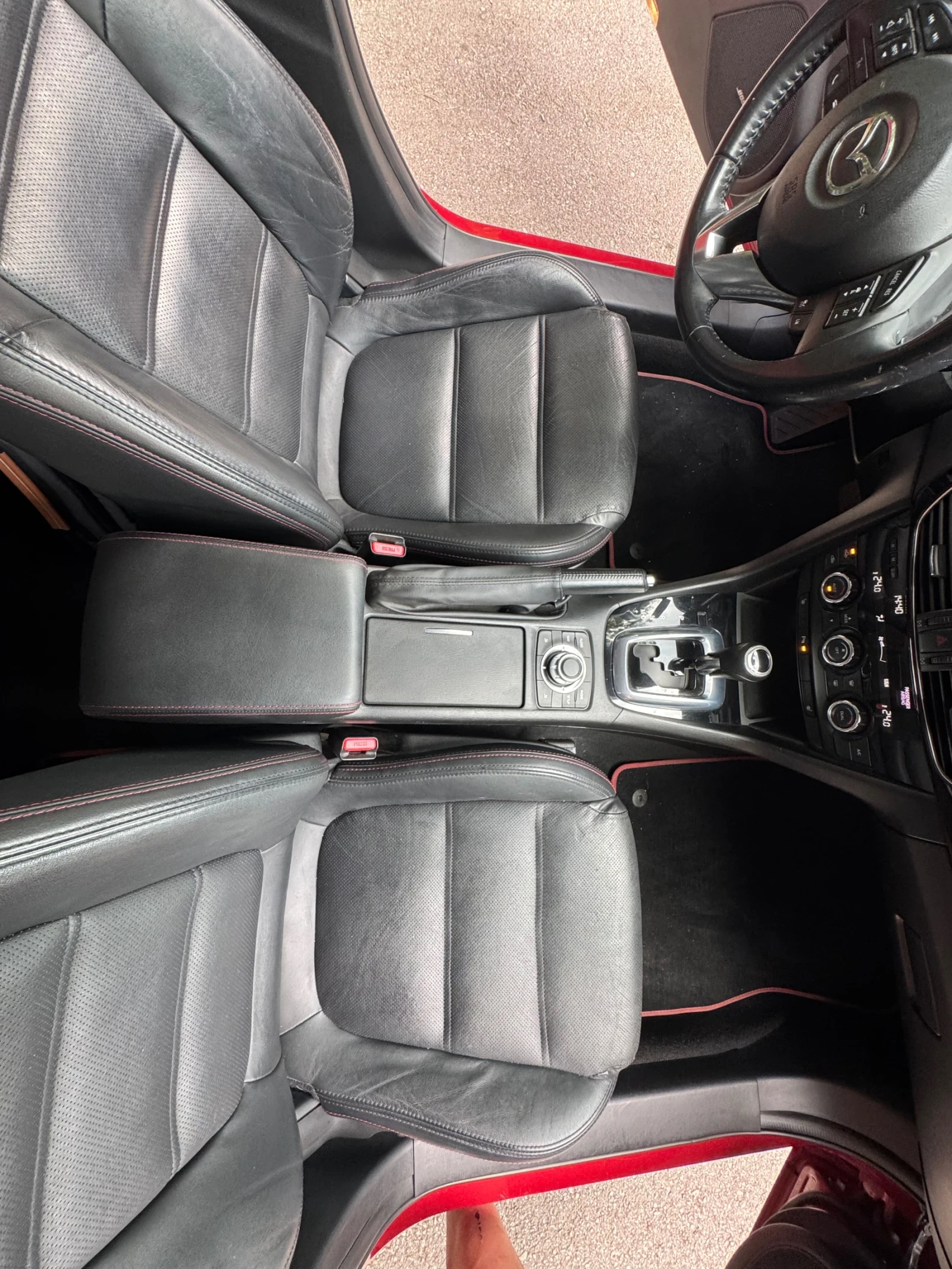 Mazda 6 2.2D 175к.с. Автоматик отлично състояние!, снимка 7 - Автомобили и джипове - 55321347