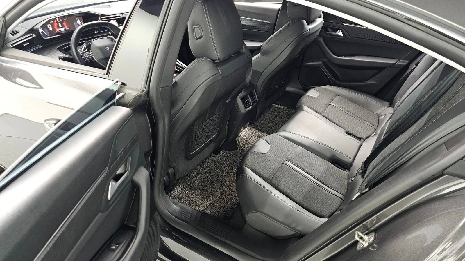 Peugeot 508 1.5 BlueHDi Allure, снимка 10 - Автомобили и джипове - 55481138