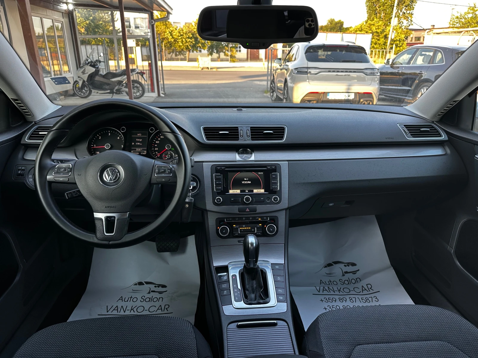 VW Passat 2.0TDI 140к.с DSG Обслужена* Всичко платено, снимка 9 - Автомобили и джипове - 55551786