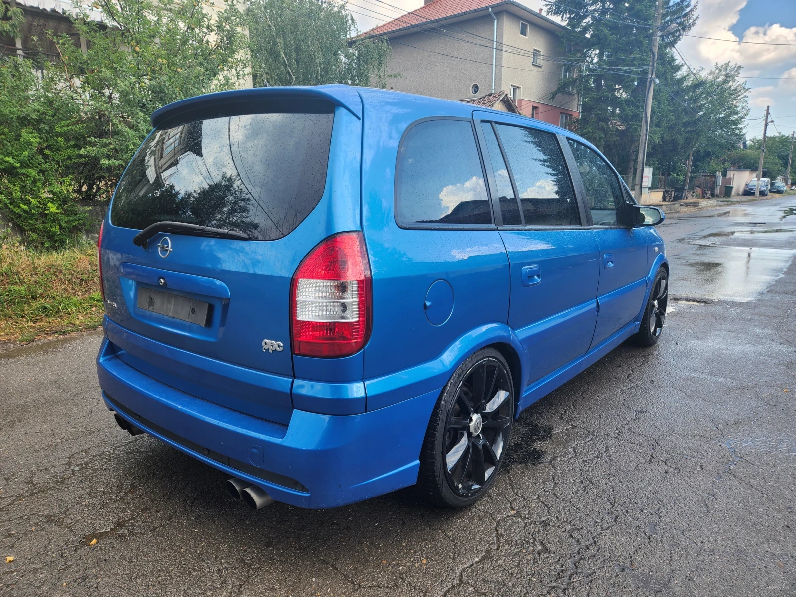Opel Zafira 2.0 TURBO OPC TV Монитори, снимка 5 - Автомобили и джипове - 55578524