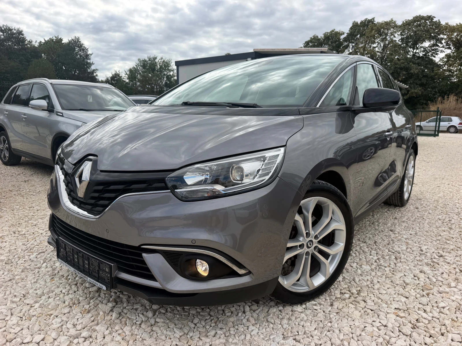 Renault Scenic 1.5DCI 110CV ENERGY BOSE (81KW) | Mobile.bg � ����������� 1