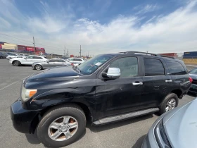     Toyota Sequoia SR5 5.7