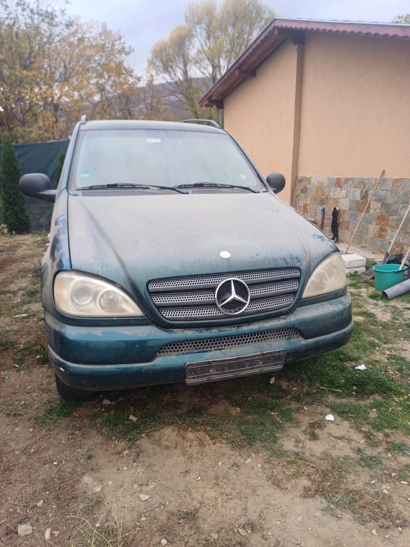 Mercedes-Benz ML 230 бракуван и блокирал , снимка 3 - Автомобили и джипове - 48002405