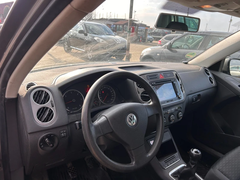 VW Tiguan 2.0TDI 4MOTION NAVI EURO 4, снимка 11 - Автомобили и джипове - 52876722