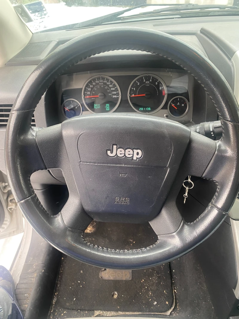 Jeep Compass 4х4 ЕКО-4 ДОГОВАРЯНЕ!, снимка 7 - Автомобили и джипове - 53211273