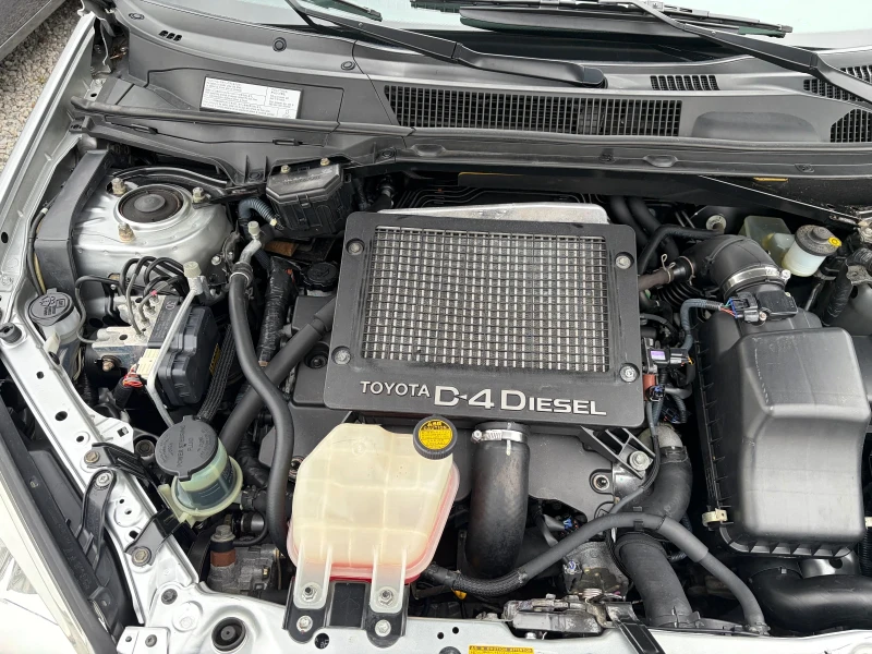 Toyota Rav4 2.0D4D-115k.c. FACELIFT, 4x4, снимка 15 - Автомобили и джипове - 53382135