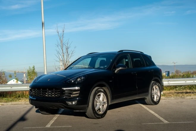 Porsche Cayenne, снимка 3 - Автомобили и джипове - 52713673