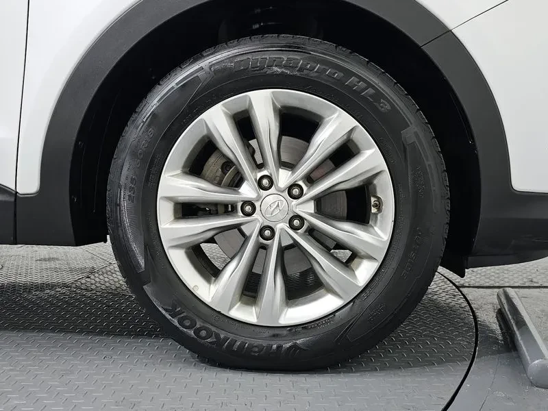 Hyundai Santa fe 2.0 4Wd Value Plus - изображение 5