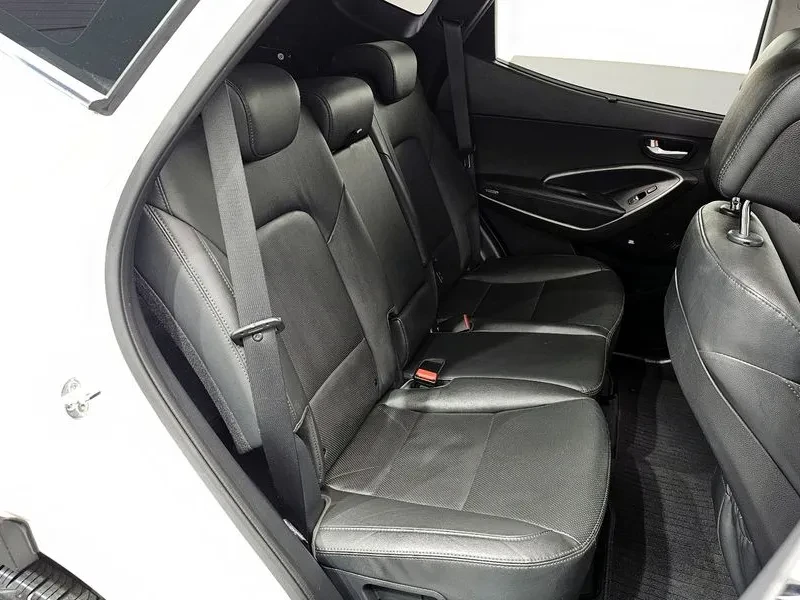 Hyundai Santa fe 2.0 4Wd Value Plus, снимка 12 - Автомобили и джипове - 53782631