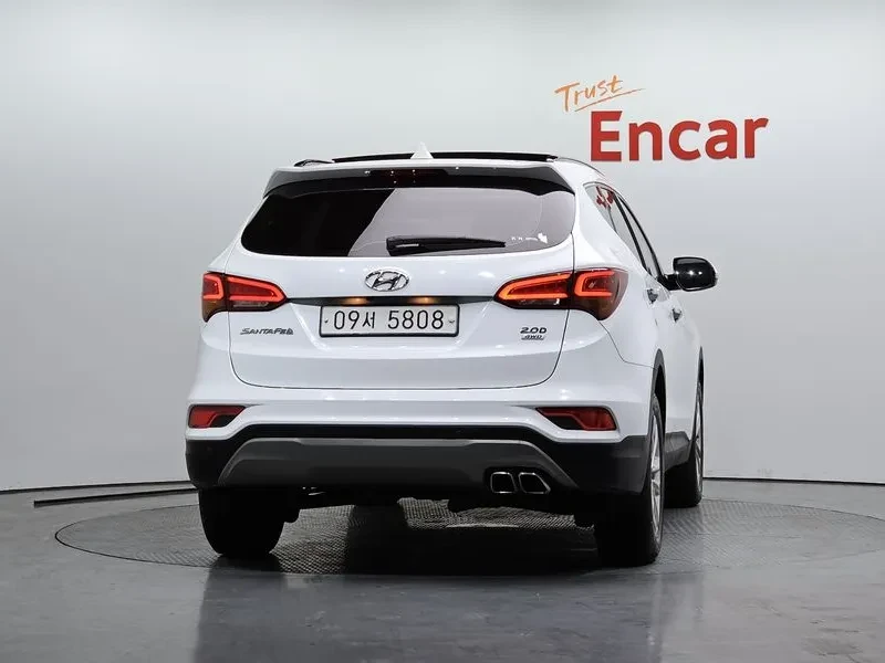 Hyundai Santa fe 2.0 4Wd Value Plus - изображение 4