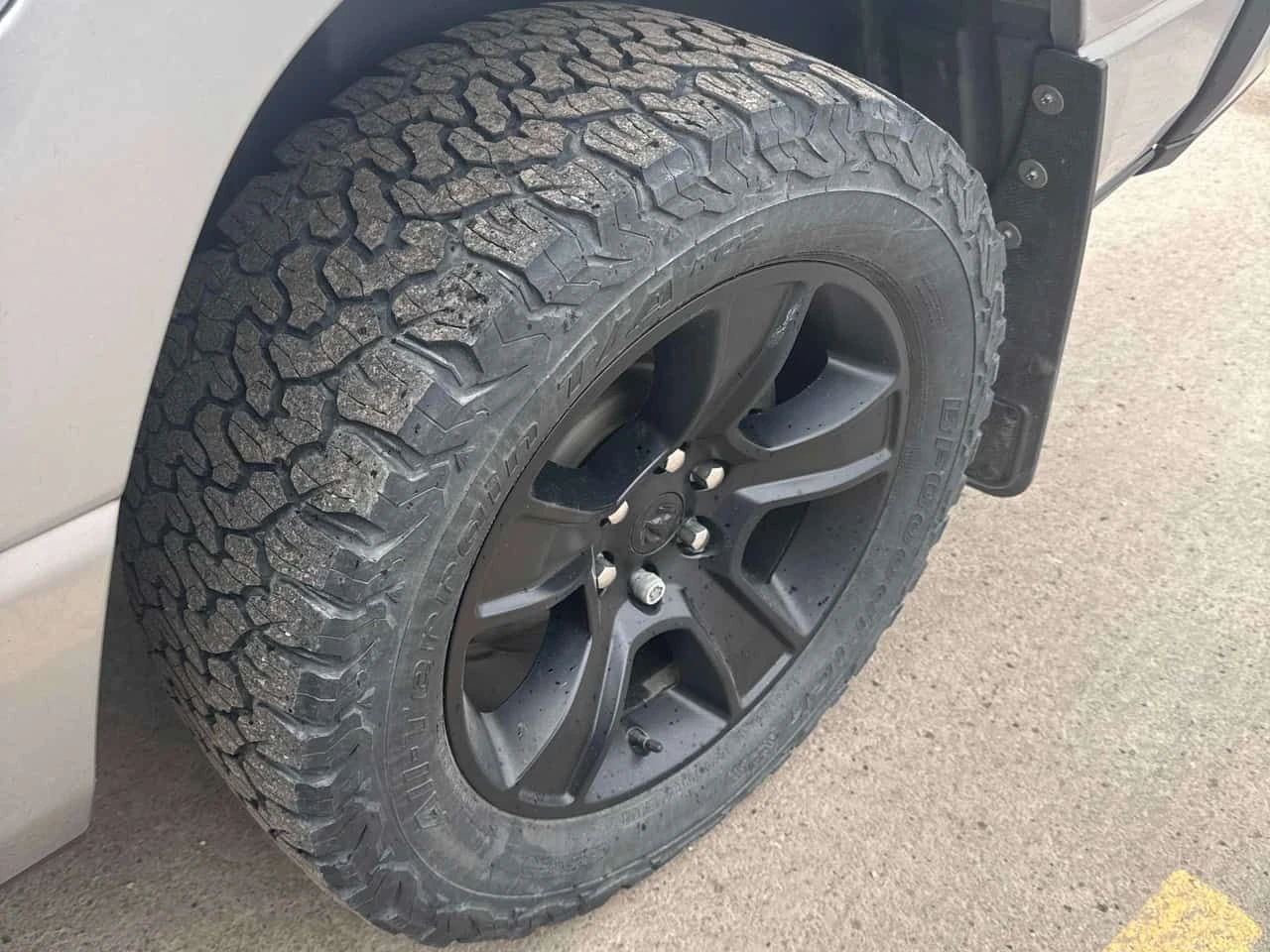 Dodge RAM 1500 SPORT| ��������| 2 �����| ������ ���������| CARFAX | Mobile.bg � ����������� 6