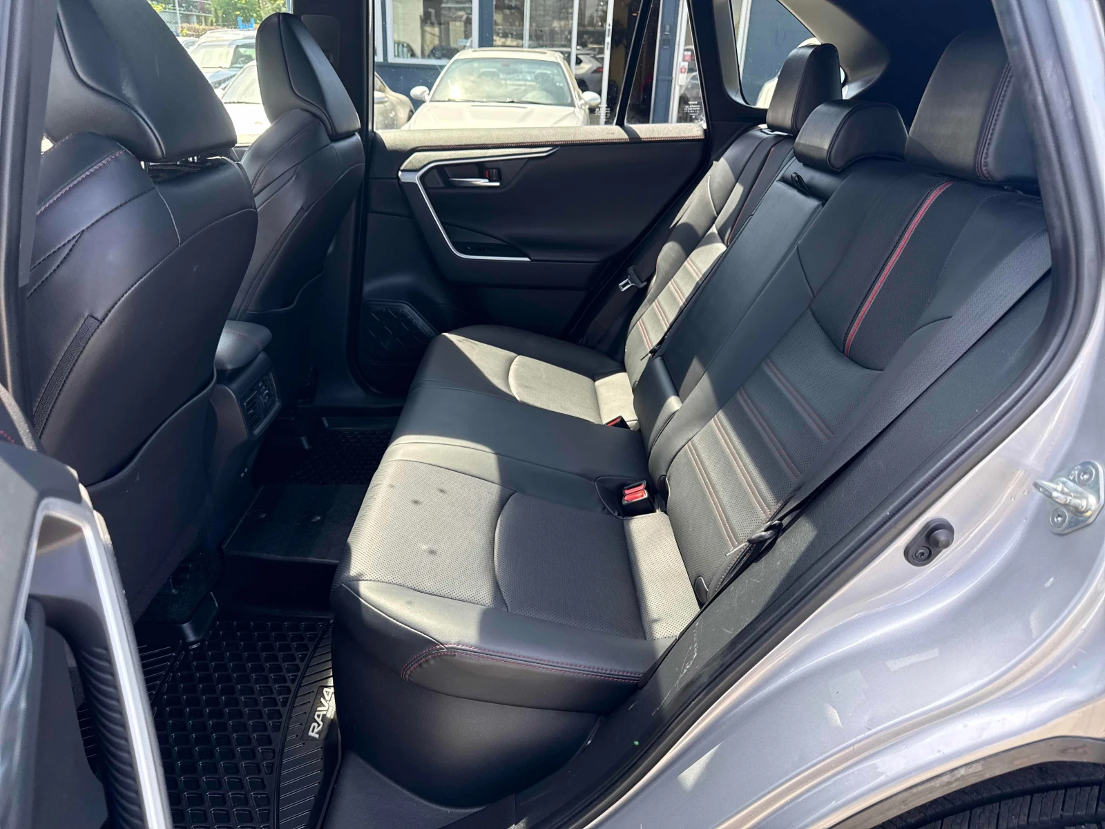 Toyota Rav4 HYBRID PRIME / 360* CAMERA / ОБДУХВАНЕ / CARFAX / , снимка 10 - Автомобили и джипове - 54633378