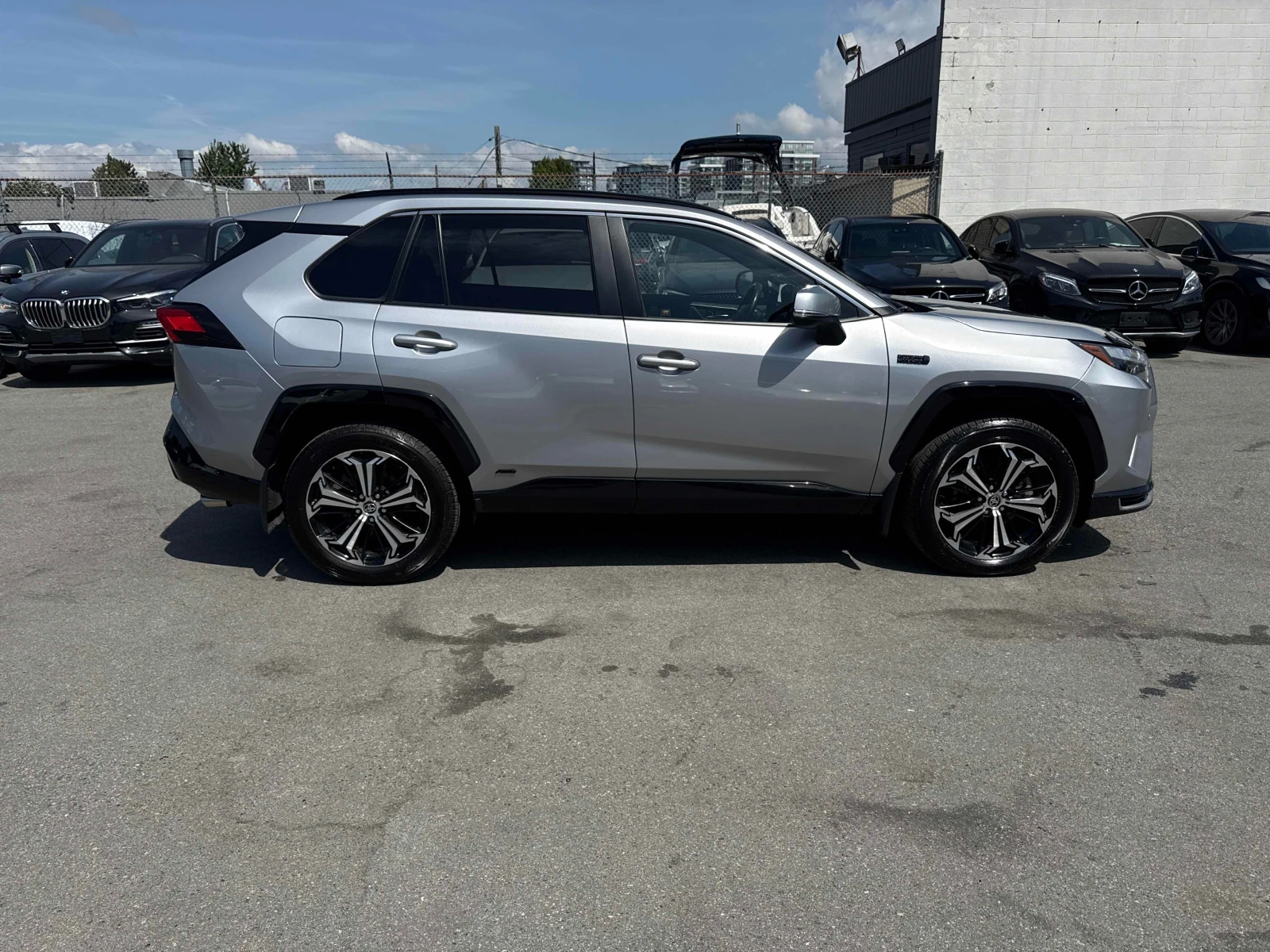 Toyota Rav4 HYBRID PRIME / 360* CAMERA / ОБДУХВАНЕ / CARFAX / , снимка 3 - Автомобили и джипове - 54633378