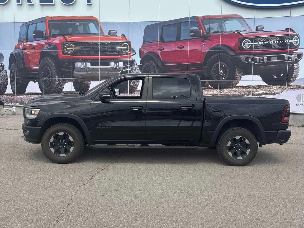 Dodge RAM 1500 * Rebel * CARFAX * ОПЦИЯ ЗА ФИНАНСИРАНЕ , снимка 15 - Автомобили и джипове - 55232052