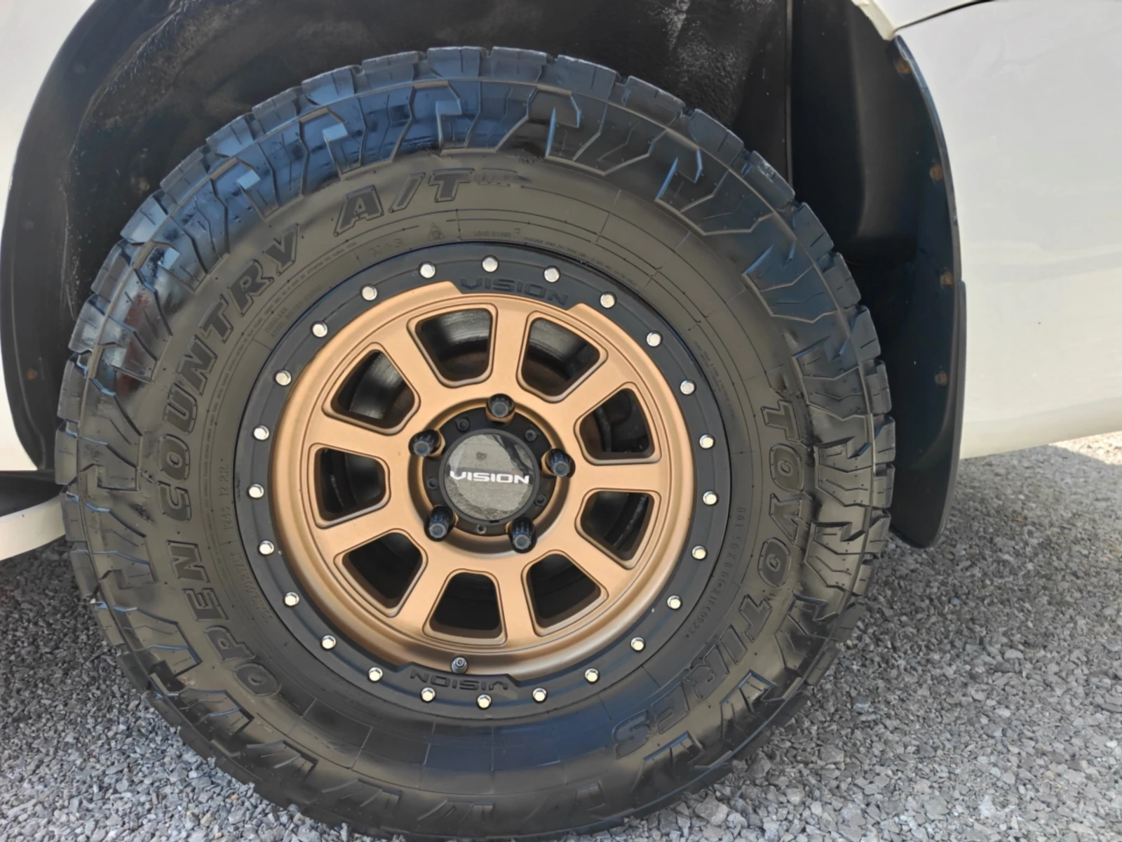Toyota Sequoia 5.7 Limited 4x4, снимка 15 - Автомобили и джипове - 55380314