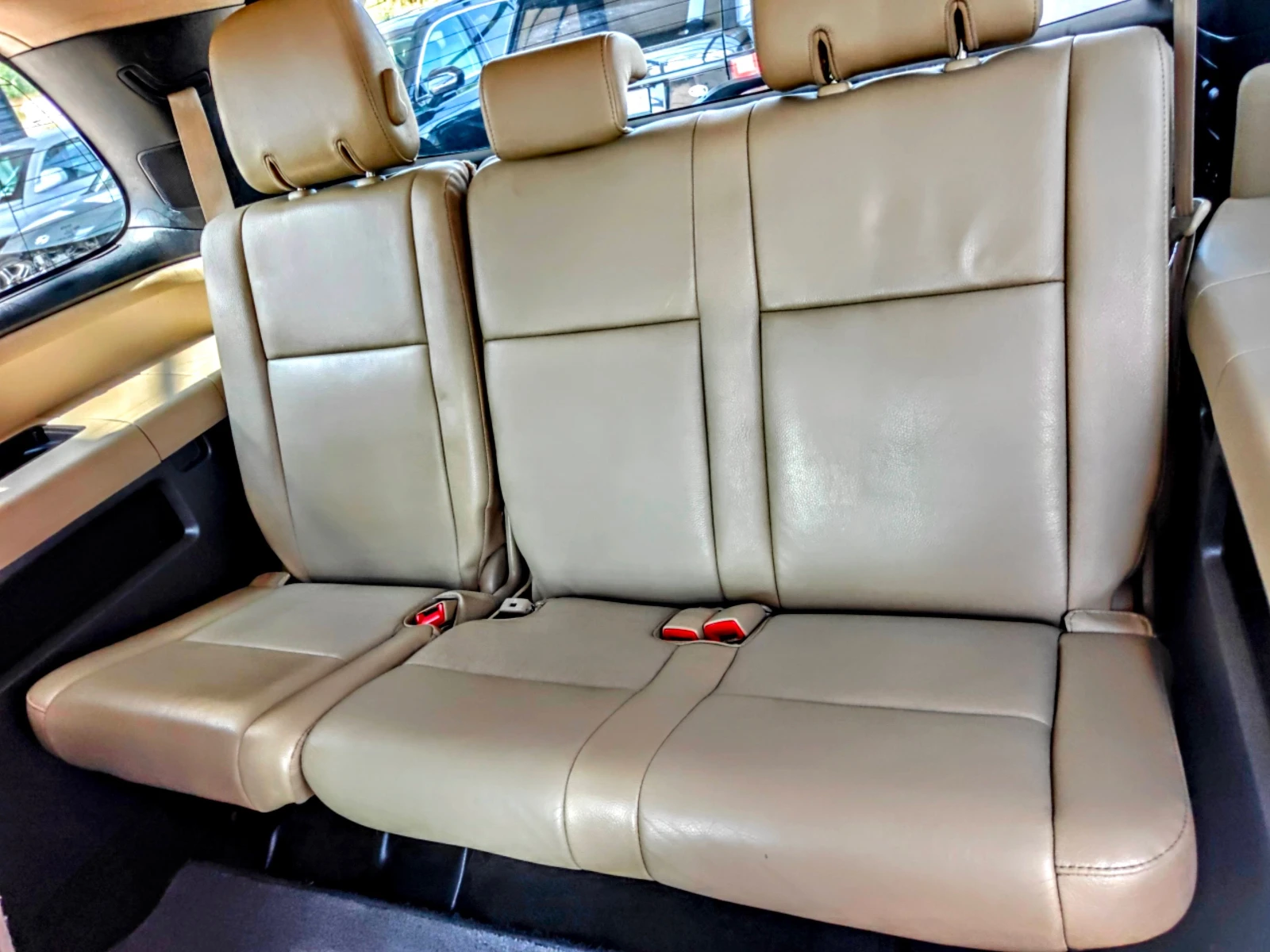 Toyota Sequoia 5.7 Limited 4x4, снимка 13 - Автомобили и джипове - 55380314