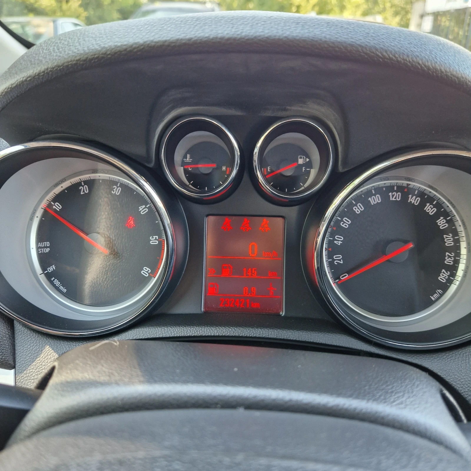 Opel Mokka 1.7CDTI 4X4, снимка 13 - Автомобили и джипове - 55708016