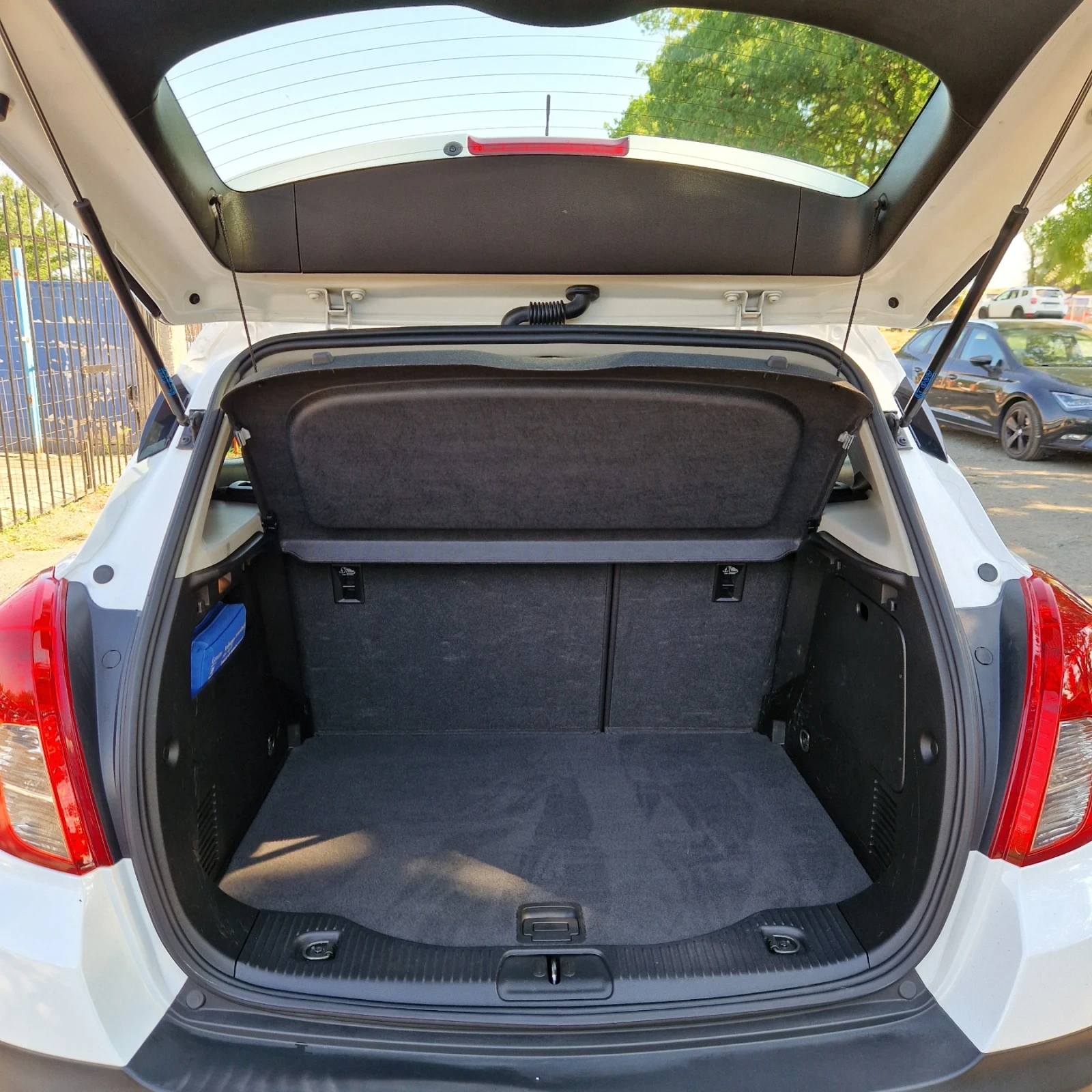 Opel Mokka 1.7CDTI 4X4, снимка 16 - Автомобили и джипове - 55708016