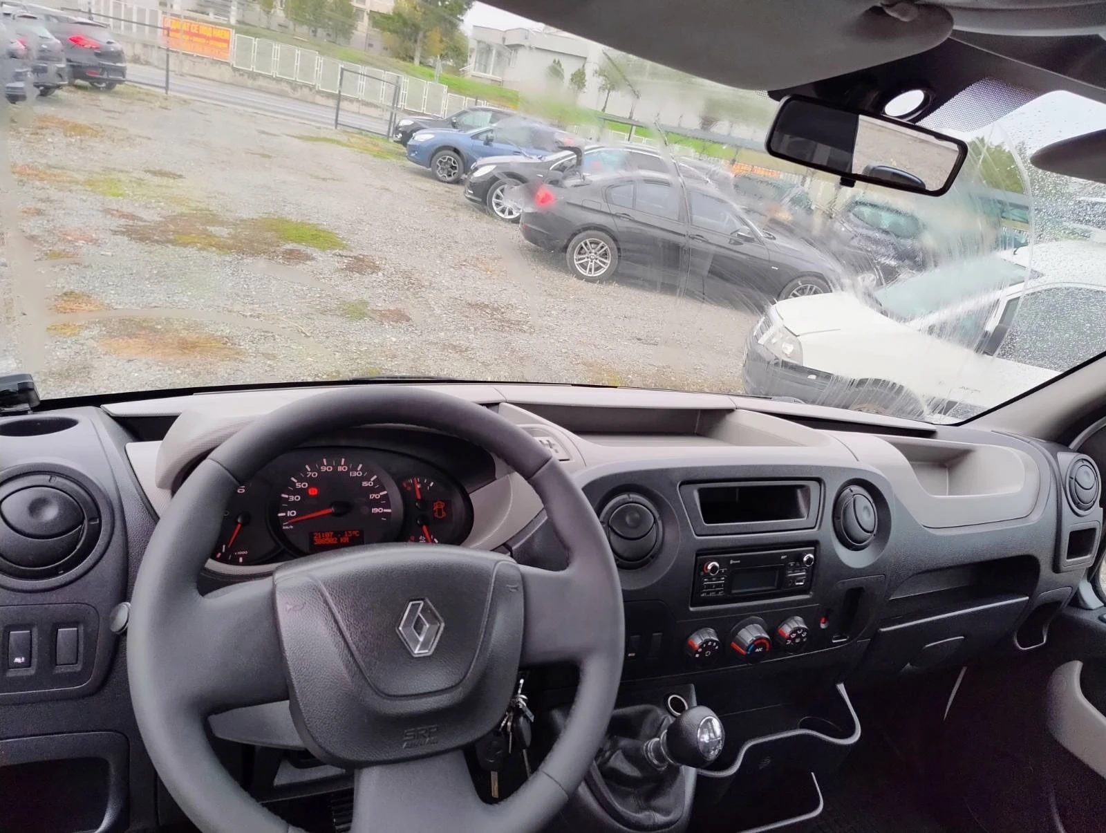 Renault Master 2.3 - изображение 8