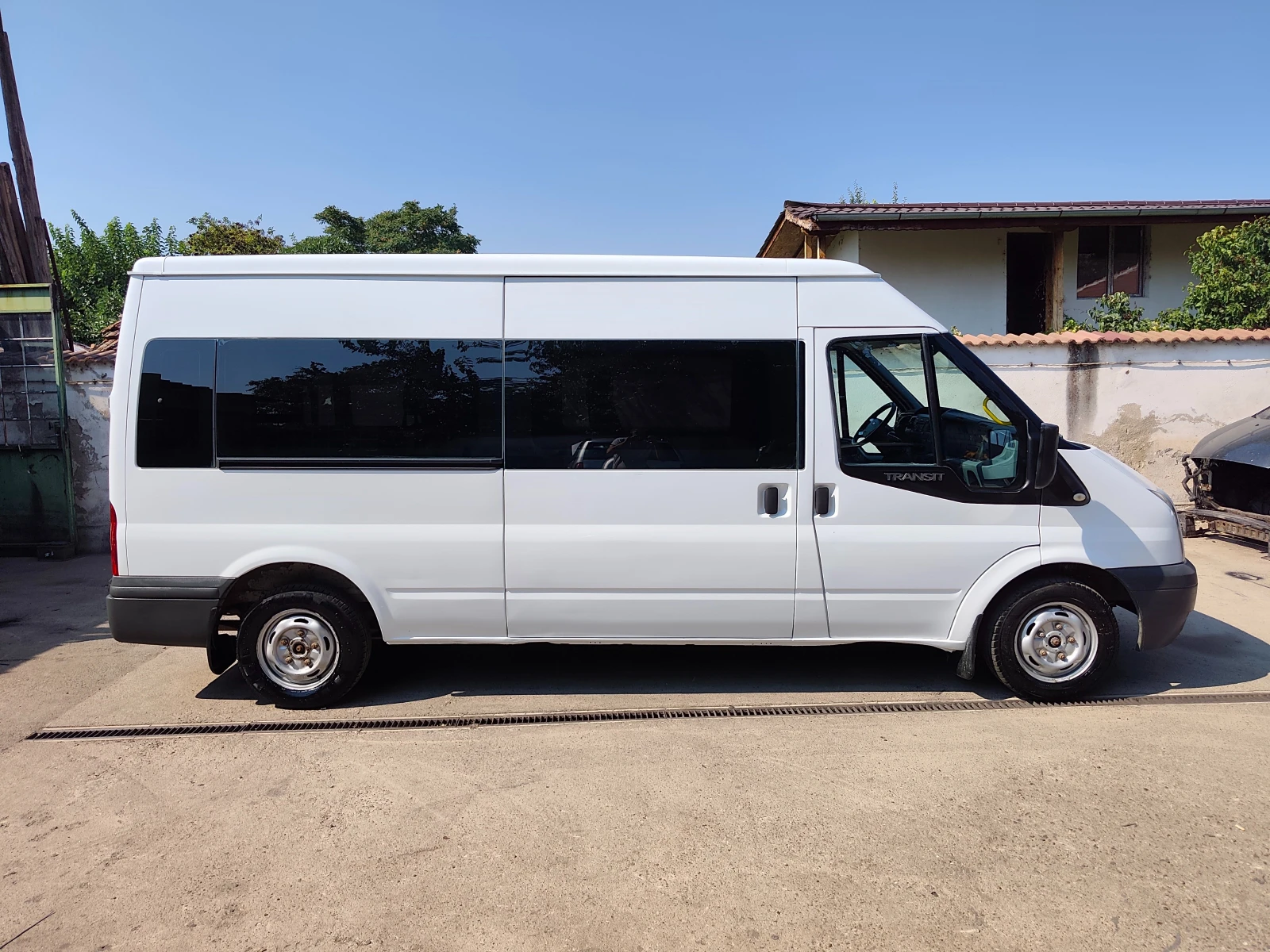 Ford Transit 2.2TDCI MAXI , снимка 7 - Бусове и автобуси - 55752019