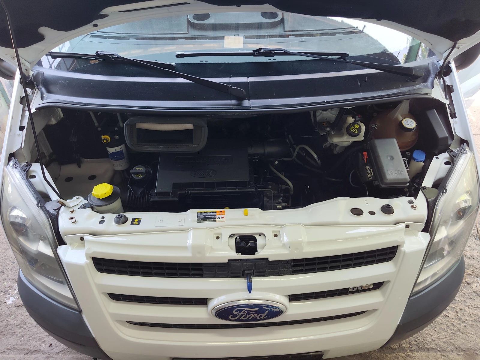 Ford Transit 2.2TDCI MAXI , снимка 16 - Бусове и автобуси - 55752019