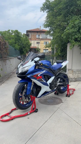 ������ Suzuki Gsxr