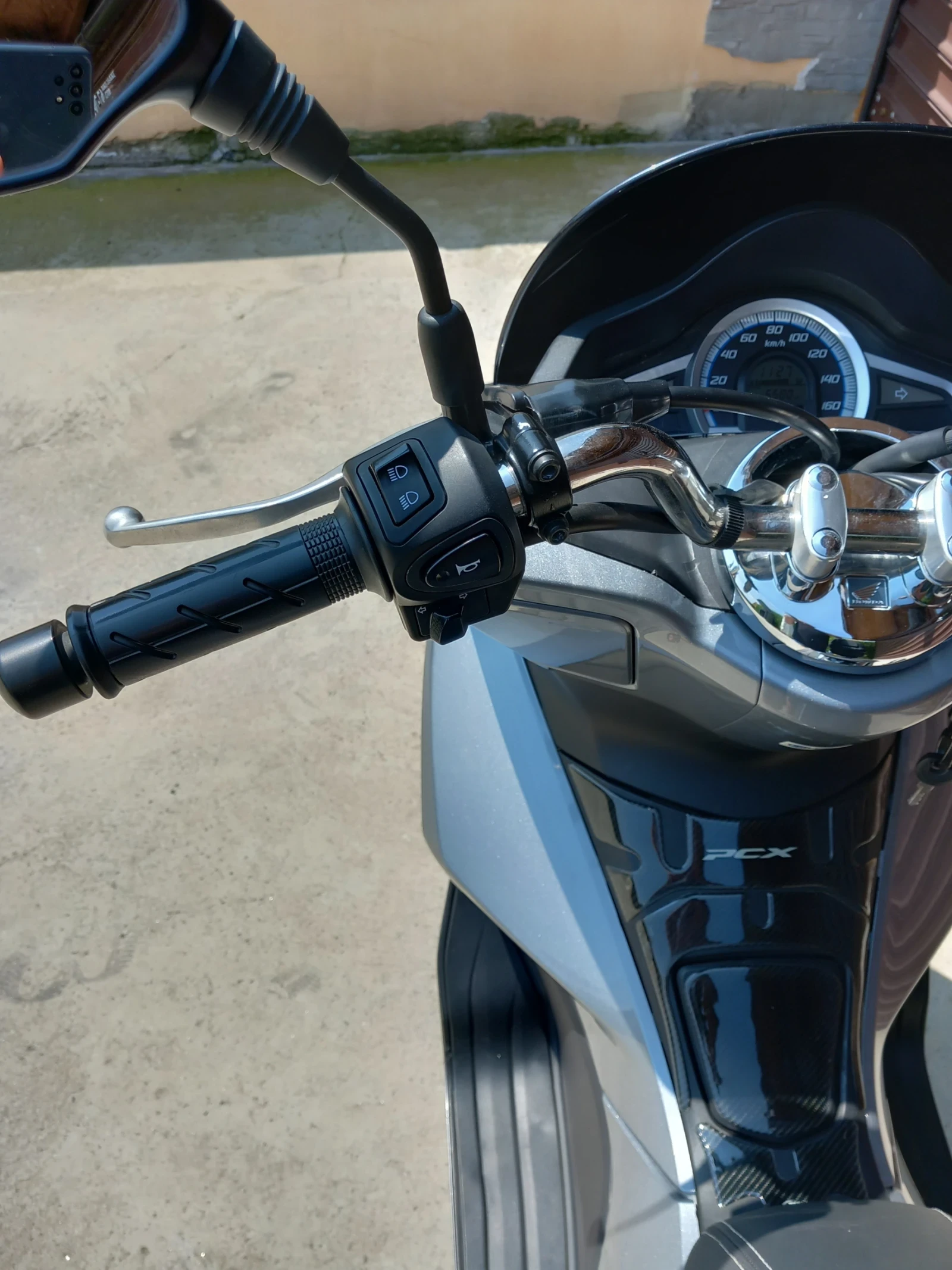 Honda Pcx 125 кб закупен от магазина на Хонда  в България  - изображение 7