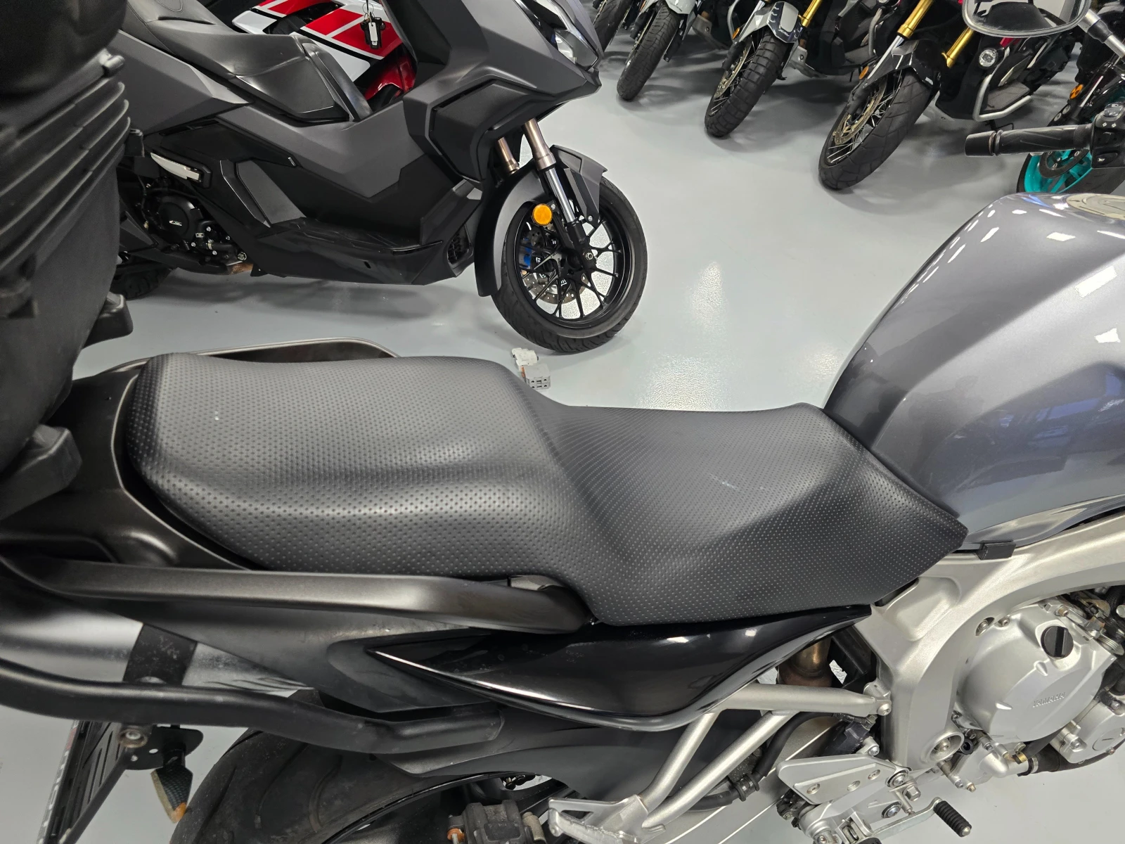 Yamaha FZ6 600ie!, снимка 11 - Мотоциклети и мототехника - 54111917
