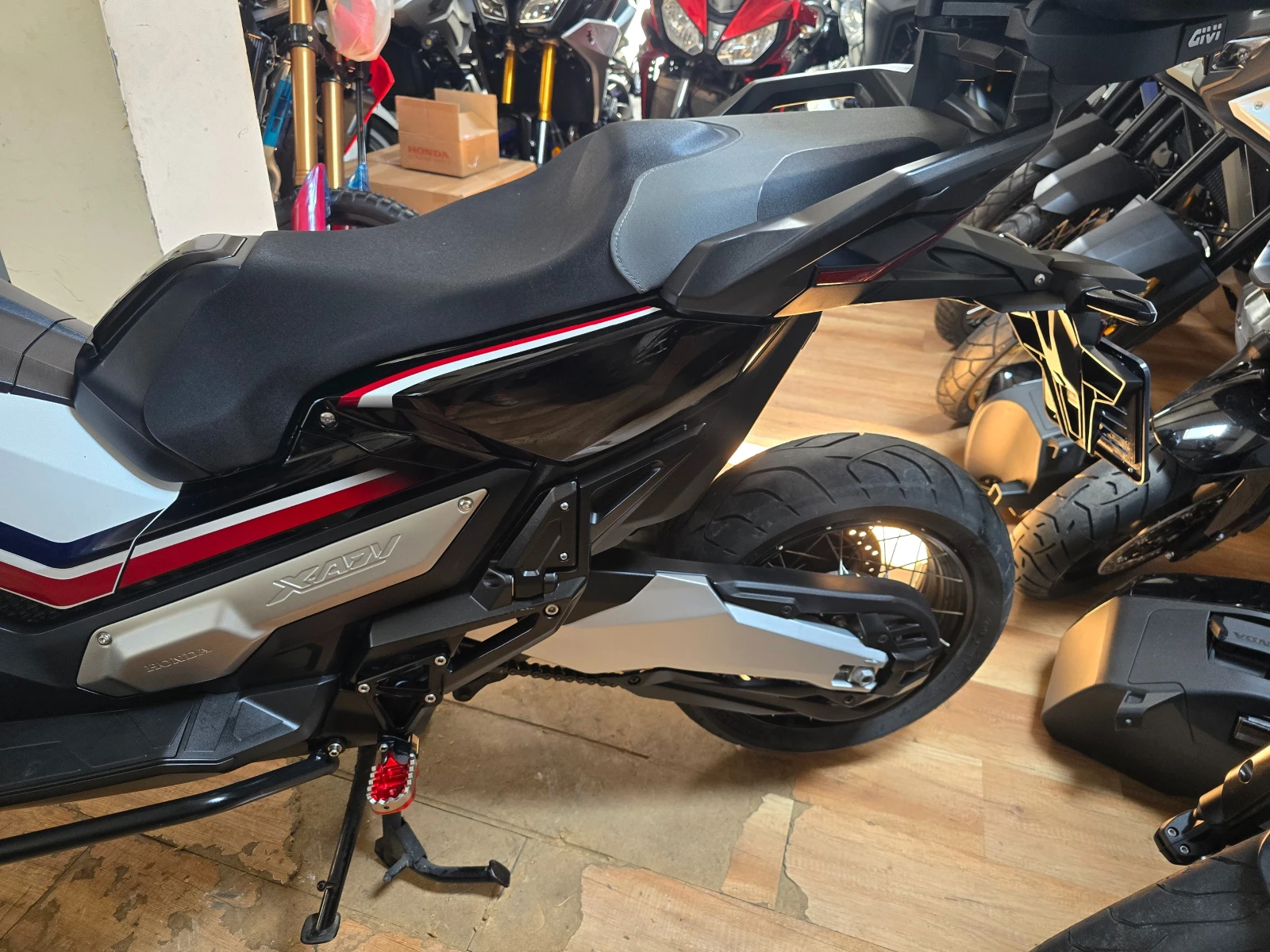 Honda X-ADV 750 HRC 17000км. Honda, снимка 13 - Мотоциклети и мототехника - 55148982