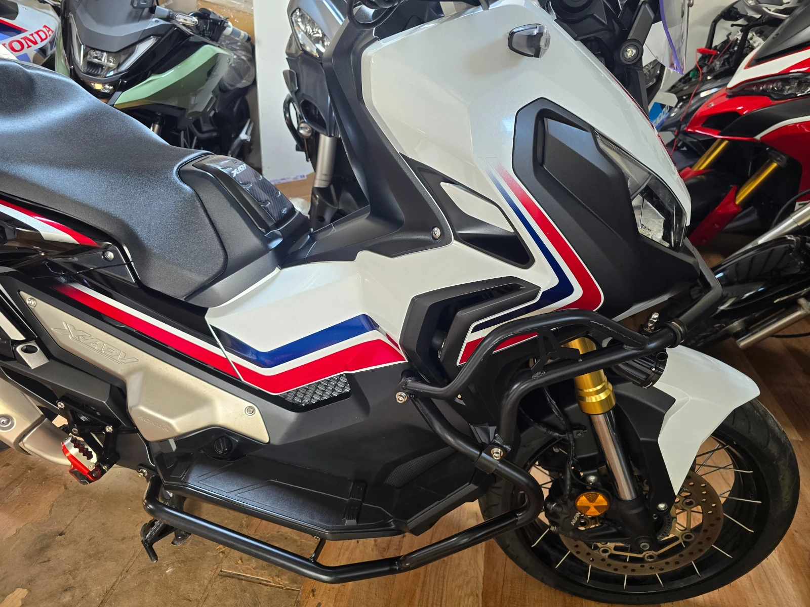 Honda X-ADV 750 HRC 17000км. Honda, снимка 11 - Мотоциклети и мототехника - 55148982
