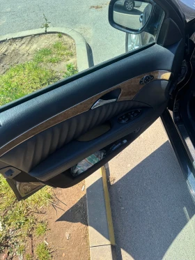 Mercedes-Benz E 220 facelift, снимка 6