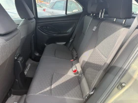 Toyota Yaris Cross 1.5 HIBRID DISTR LINE ASIST NAVI ГАРАНЦИЯ ДО 2033, снимка 12