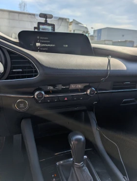 Mazda 3, снимка 15