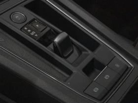 Cupra Formentor PHEV/245HP/VZ/SUPERSPORT/360/NAVI/LED/AMB/ACC/499v - 46999 лв. - 28464052 12