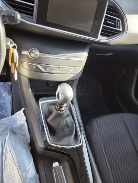 Peugeot 308, снимка 10
