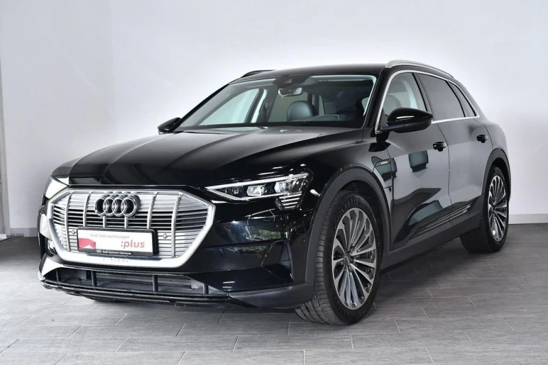 Audi E-Tron 50 Quattro, снимка 5 - Автомобили и джипове - 46744875