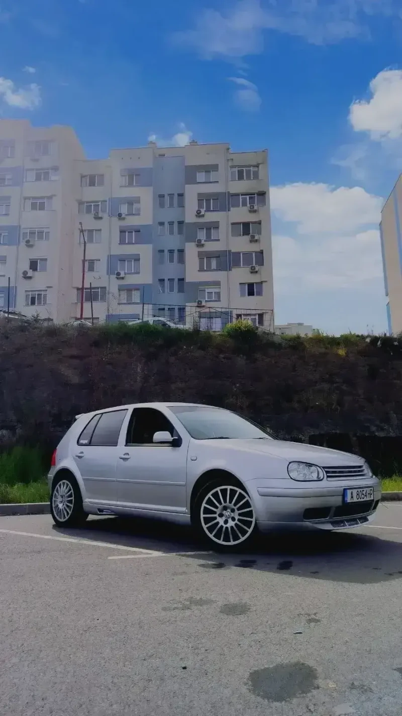 VW Golf 1.6, снимка 12 - Автомобили и джипове - 47358448