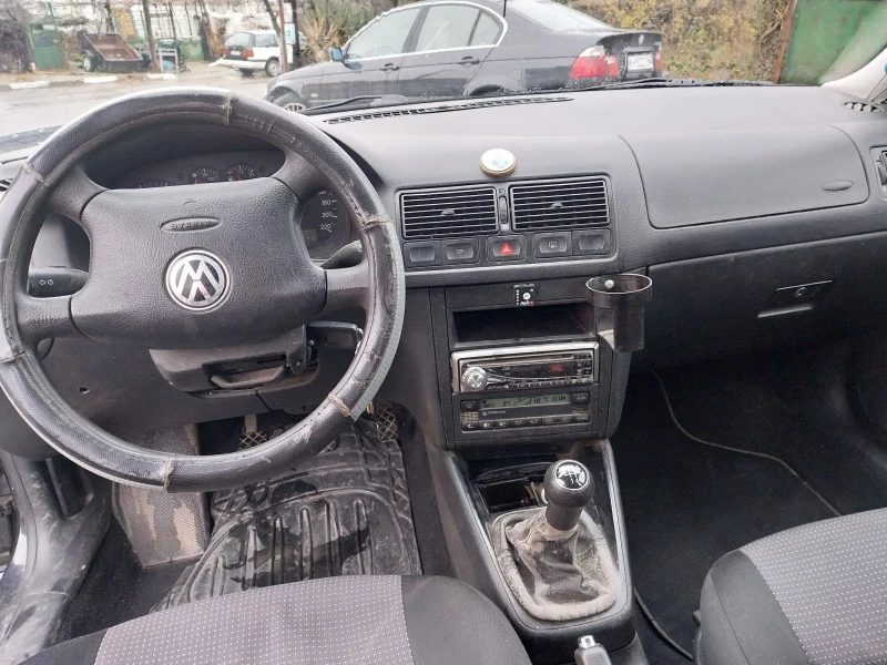 VW Golf, снимка 11 - Автомобили и джипове - 48263304