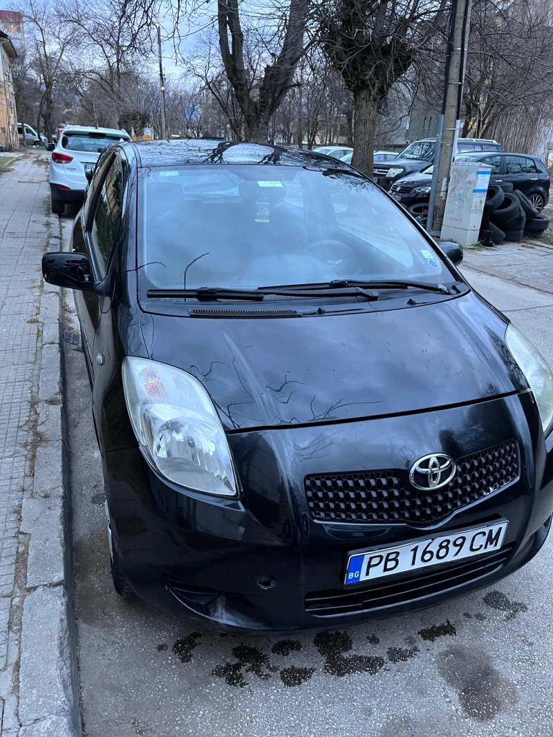 Toyota Yaris 1.0, снимка 1 - Автомобили и джипове - 48990603