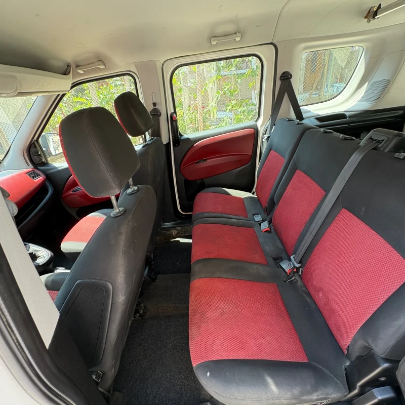 Fiat Doblo 2.0 Multijet, снимка 4 - Автомобили и джипове - 51970901