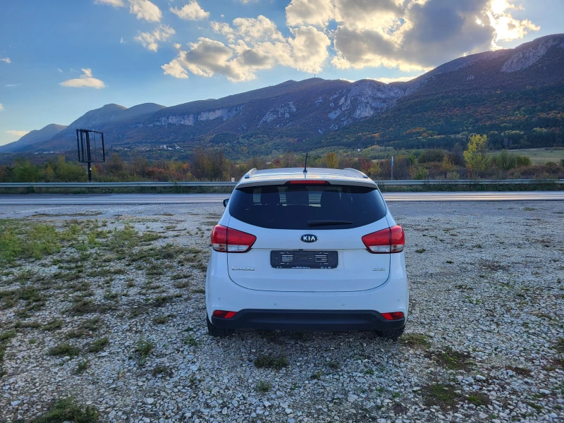 Kia Carens 1.7CRDi, снимка 4 - Автомобили и джипове - 52159781