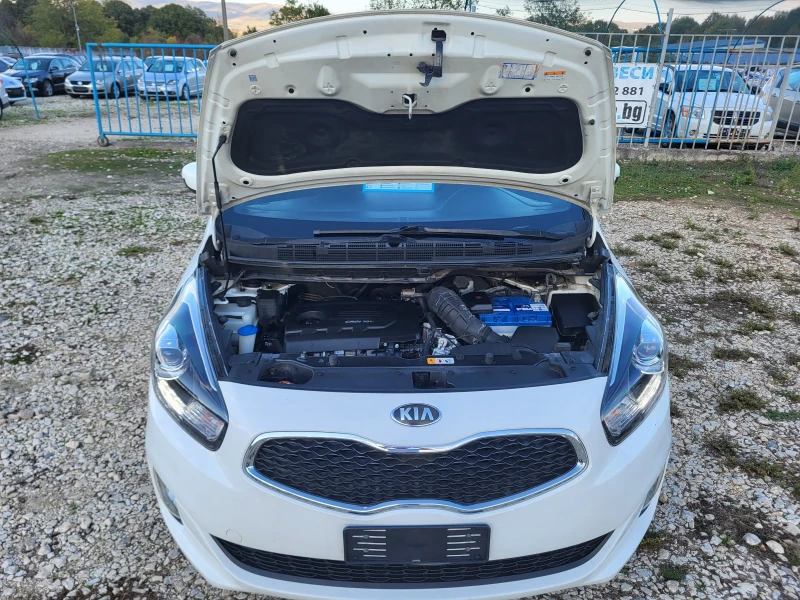 Kia Carens 1.7CRDi, снимка 14 - Автомобили и джипове - 52159781